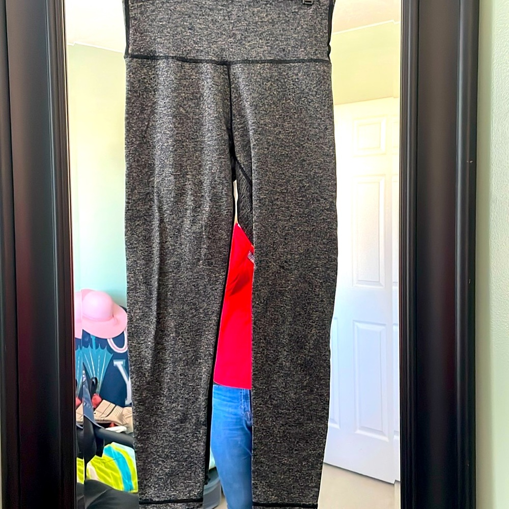 GUC aerie leggings in heathered charcoal, sz L